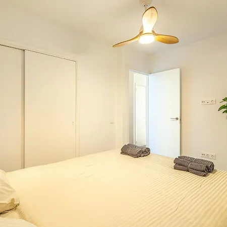 Modern Renovated With Terrace In Playa De Americas * 美洲海滩