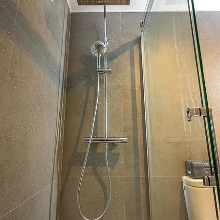 Daire Modern Renovated With Terrace In Playa De Americas *