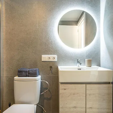 Daire Modern Renovated With Terrace In Playa De Americas