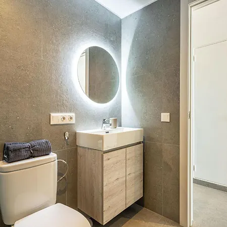 Apartmán Modern Renovated With Terrace In Playa De Americas *